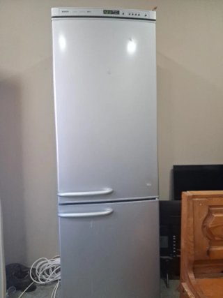 Nevera combi plateada