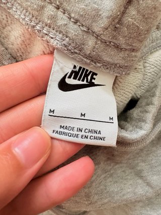 Pantalón chándal Nike gris