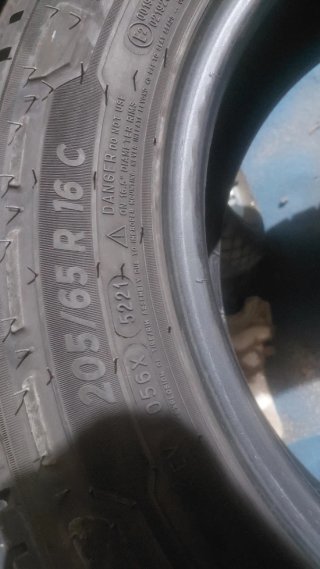 Neumático 205/65/16