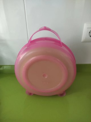 Vajilla  con estuche para 4 personas