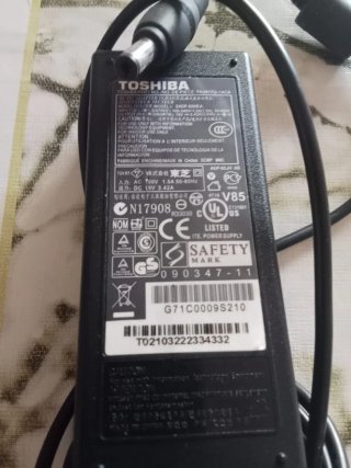 Cargadores Portátiles ASUS y TOSHIBA