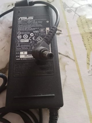 Cargadores Portátiles ASUS y TOSHIBA