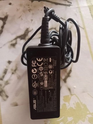 Cargadores Portátiles ASUS y TOSHIBA