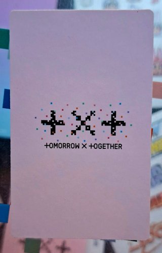 TXT Minisode 1: Blue Hour (AR) con PC de Yeonjun