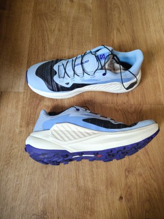 Zapatillas Salomon running azul y negro