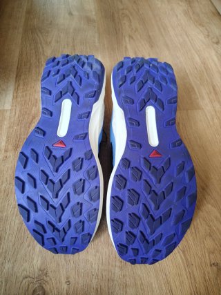 Zapatillas Salomon running azul y negro