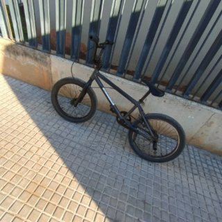Bici BMX Negra