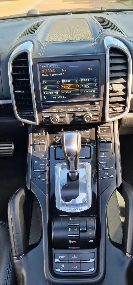 Porsche Cayenne 2012, foto 18