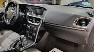 Volvo V40 Plus
