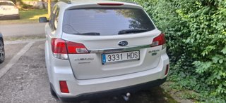 Subaru Outback 2011