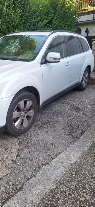 Subaru Outback 2011