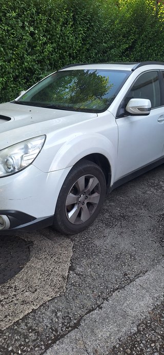 Subaru Outback 2011