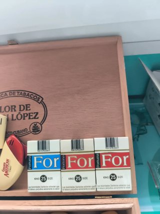 Lotto di accendini vintage e da collezione