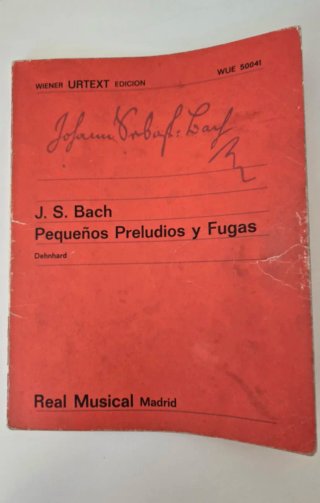 Partituras Piano J.S. Bach: Pequeños Preludios y F