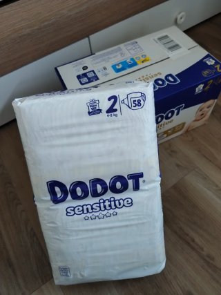 Pañales Dodot Sensitive Talla 2 (146 uds)