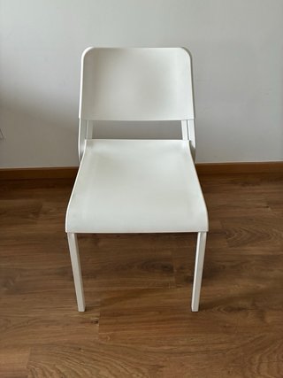 Conjunto mesa comedor + 4 sillas