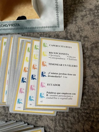 Duelo & Cia. Juego de Mesa “TRIVIAL”
