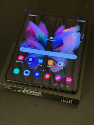 Samsung Galaxy Z Fold 3 5G