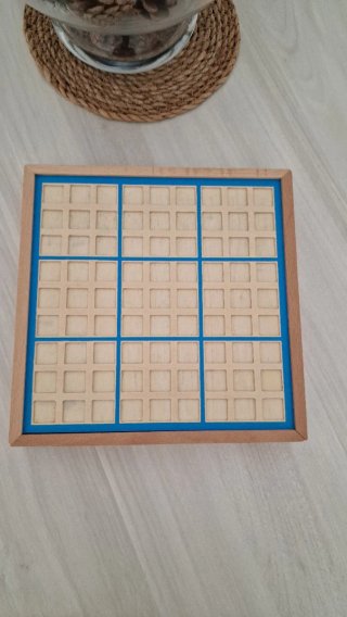 Juego de mesa Sudoku de madera
