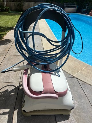 Robot Limpiafondos Dolphin