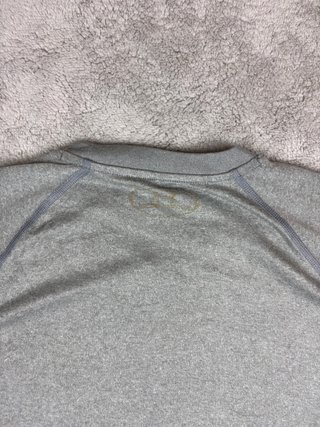 Camiseta Under Armour Gris Talla M Deportiva
