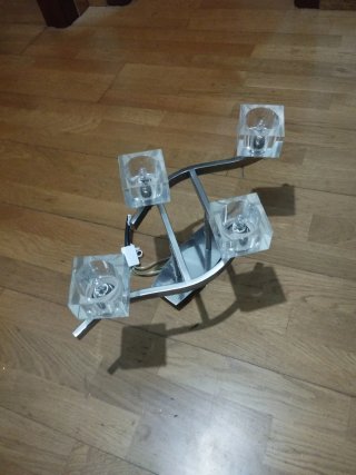 Lámpara de mesa moderna cristal y metal