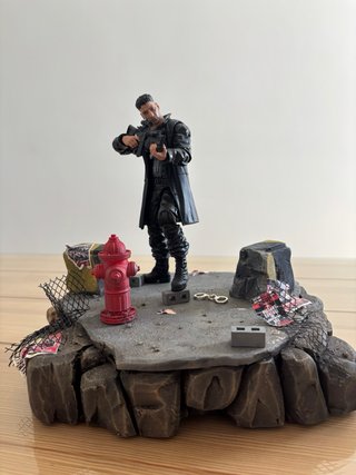 Punisher Marvel Legends + Diorama