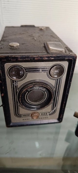 Antiche Fotocamere Kodak, Kapsa e Vredeborch