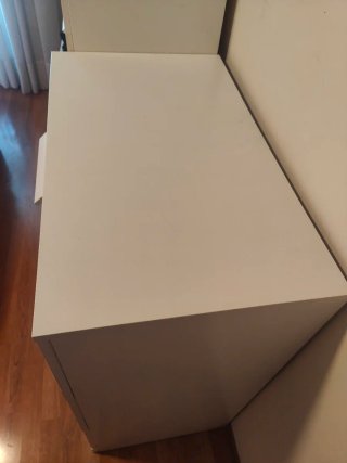 Comoda ikea de dormitorio blanca