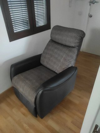 Sillón reclinable tela y piel electrico