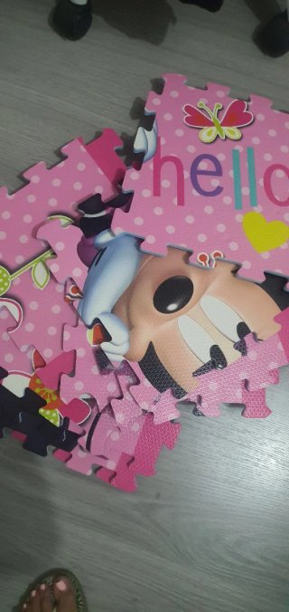 Puzzle Suelo Minnie 90x90 cm