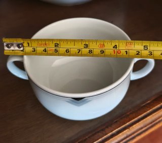 Set di stoviglie eleganti