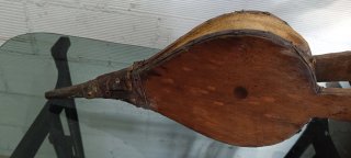 Fuelles antiguos chimenea madera y cuero