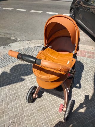 Carrito de bebé Hot Mom color camel