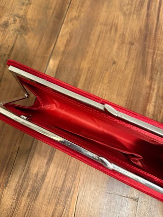 Bolso mano rojo