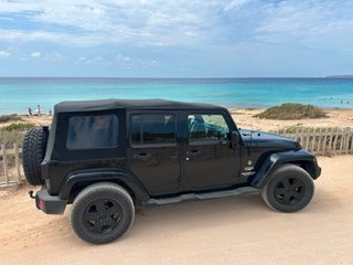 Jeep Wrangler Sahara