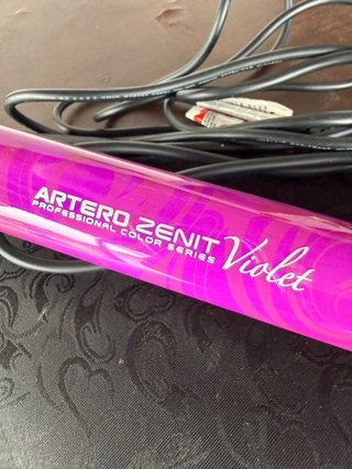 Plancha de pelo fucsia Artero Zenit
