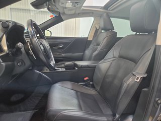 Lexus ES 2.5 300h Luxury