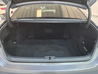 Lexus ES 2.5 300h Luxury