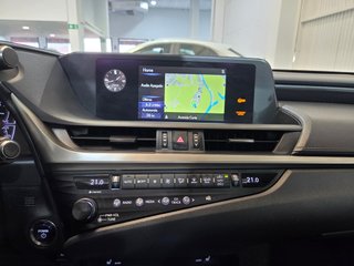 Lexus ES 2.5 300h Luxury