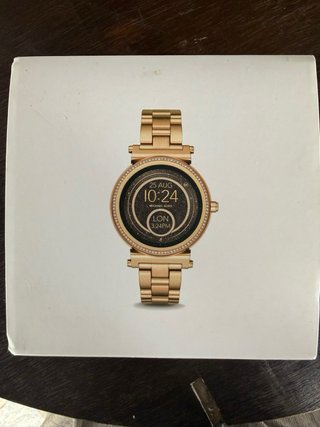 Reloj Michael Kors Access Dorado Mujer