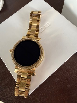 Reloj Michael Kors Access Dorado Mujer