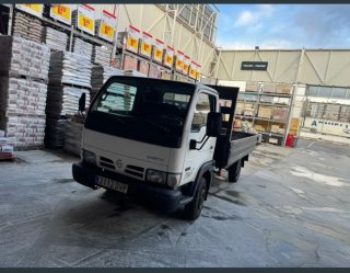 Nissan Cabstar 2006