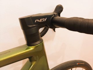 Bicicleta carretera carbono Berria Belador.