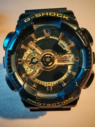 Reloj Casio G-Shock Negro/Dorado