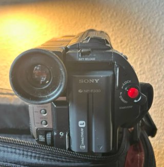 Videocámara Sony Handycam Hi8 CCD-TR713E PAL