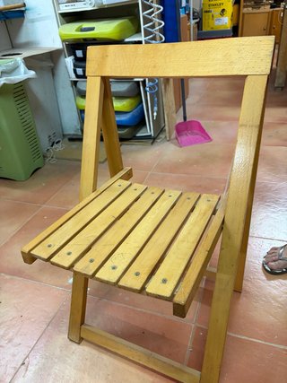 Silla plegable de madera