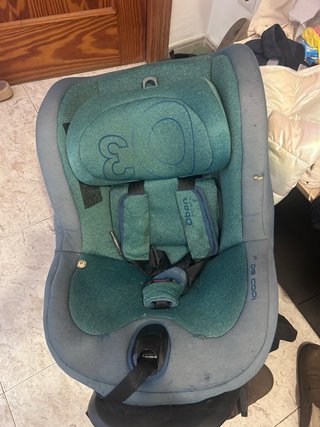Silla de coche para bebé giratoria