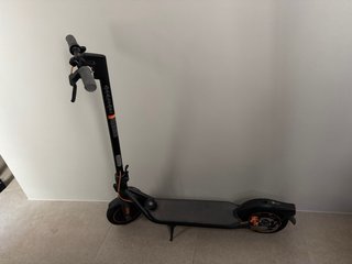 Segway Ninebot F40E Patinete Eléctrico
