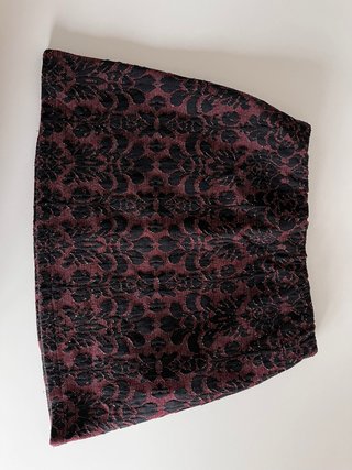 Falda Sfera Negra y Roja Talla S